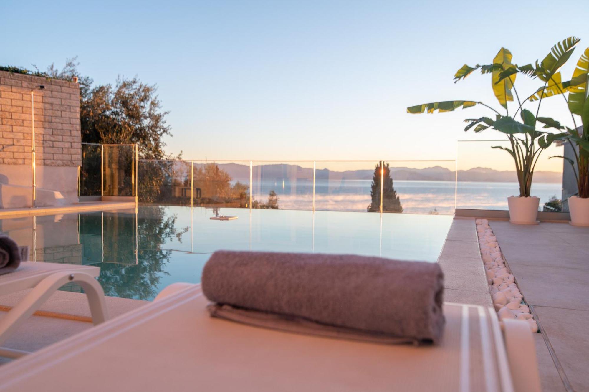 Achillion Luxury Corfu Villa & Suites 페라마 외부 사진